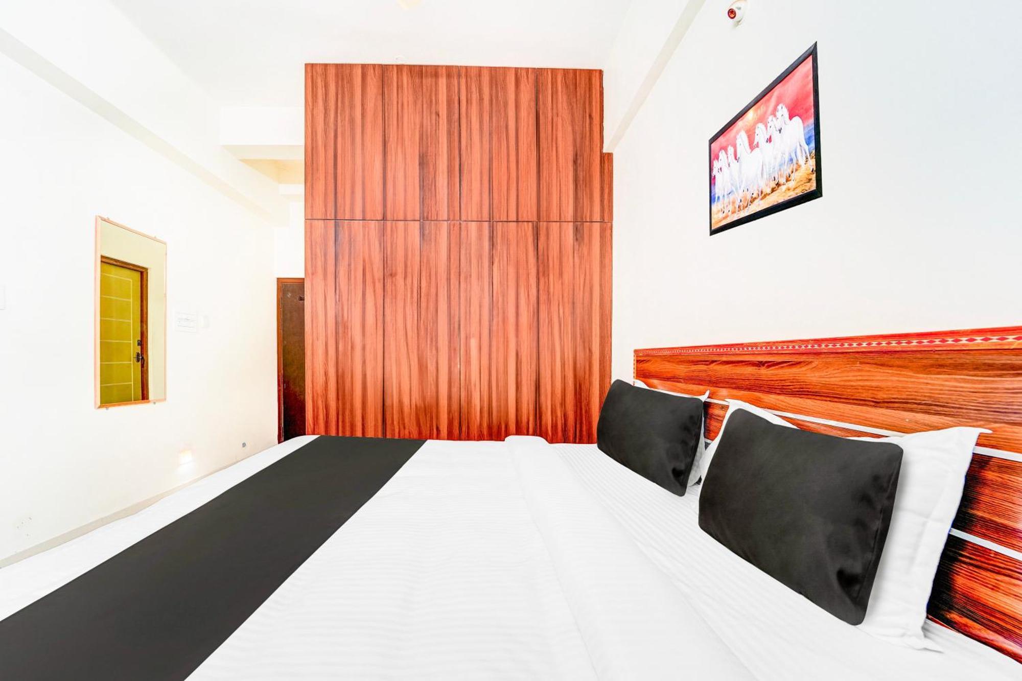 Super Hotel O Aarapalayam Мадурай Екстериор снимка